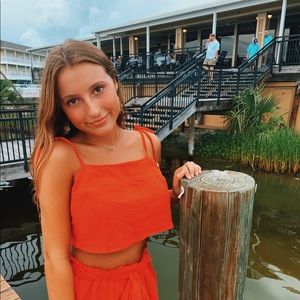 Meet your Posher, Jainie